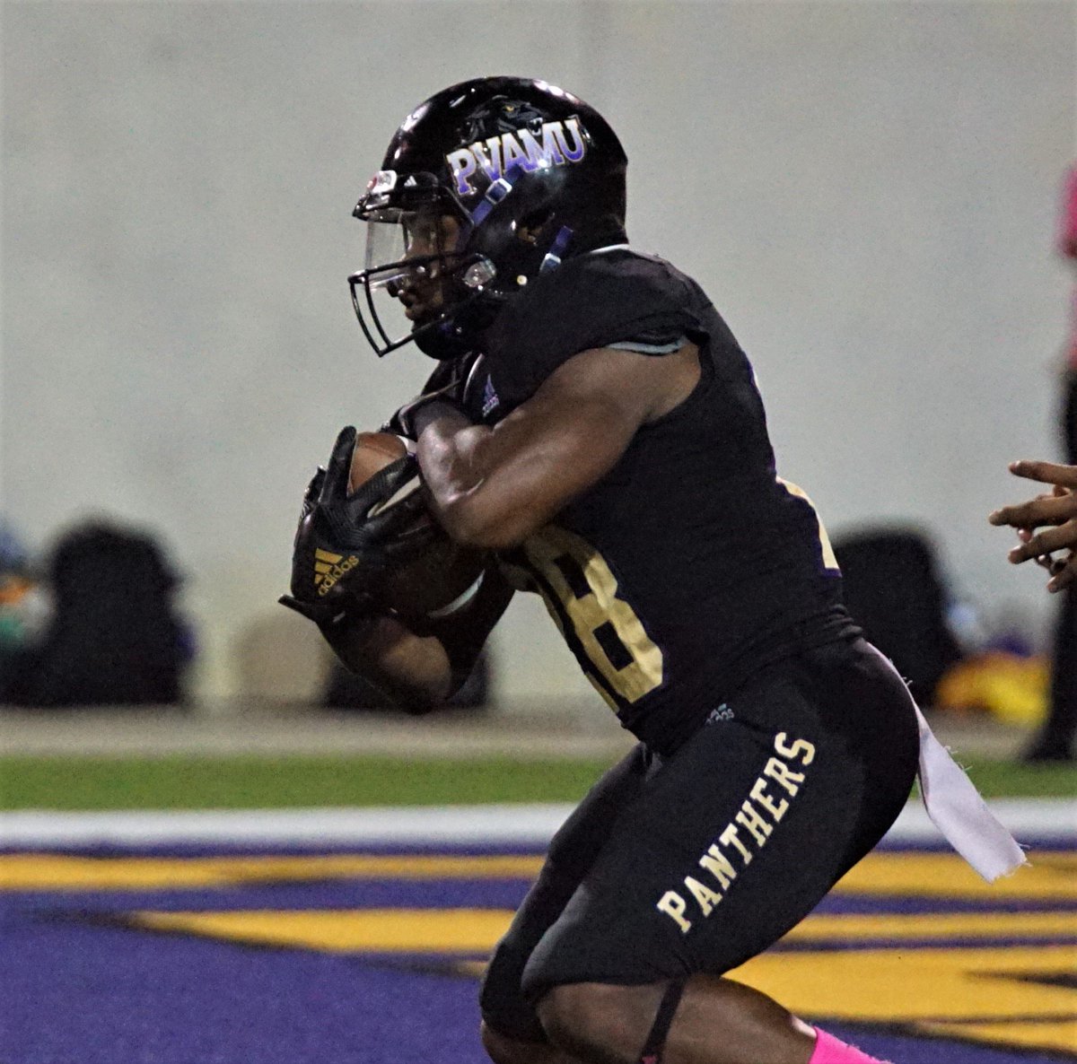 PostinsPostcard's tweet photo. #CollegeFootballAmerica was in Prairie View, Texas, to see the #PrairieViewA&M #Panthers to host Texas Southern in #SWACFB action. #PVAMUPanthers #PVAMU #FCS #CFB150 #NFF #WeAreAFCA
๐ธ More Photos: https://t.co/2xGSJBFhnD
โก๏ธ #CollegeFootballAmerica: https://t.co/fhsGiJ5uPU https://t.co/qIDrwVEXlL