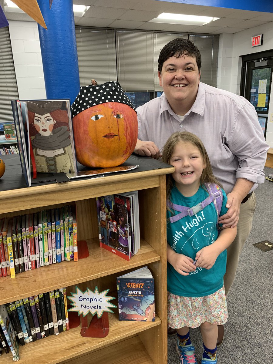 manateereads's tweet photo. More amazing book character pumpkins from creative @ClubBlvdManatee readers! #JointheClub #dpsncreads https://t.co/ZphBzurnJa