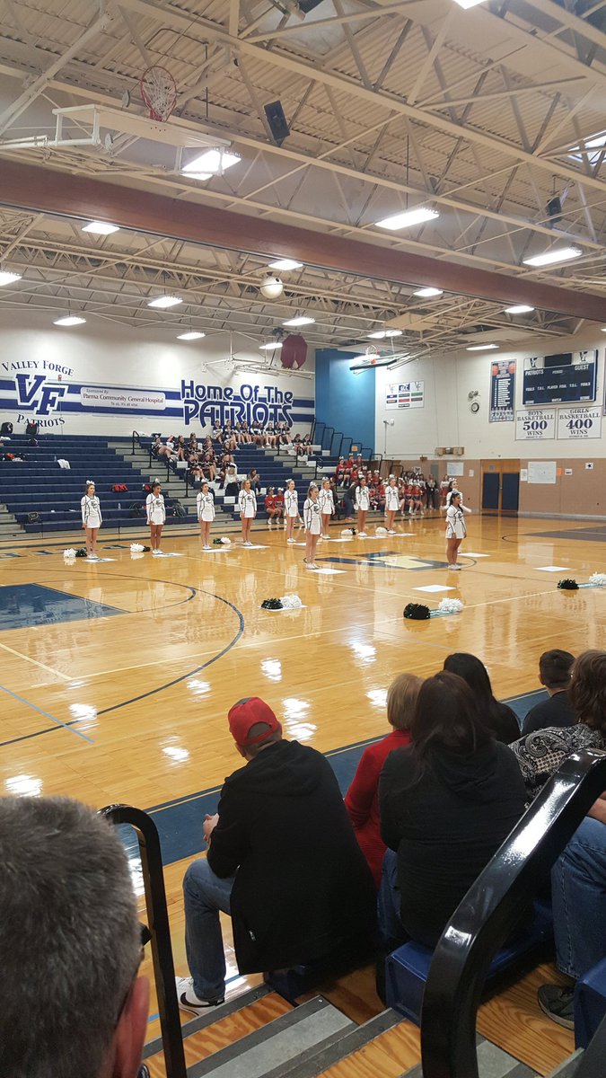 EC cheerleaders prepare to wow the crowd at the GLC Cheer Competition! Panther proud! 💚