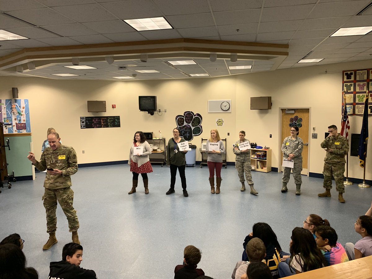 LaddLeopards's tweet photo. 6-8 graders were highly engaged in the Red Ribbon Week presentation by FTWW/Eielson Behavioral Health. A huge thank you to our counselor, Kristy Weaver, and Chief Lundmark.  #LaddLeopardsAK https://t.co/VwwCg4PVcW