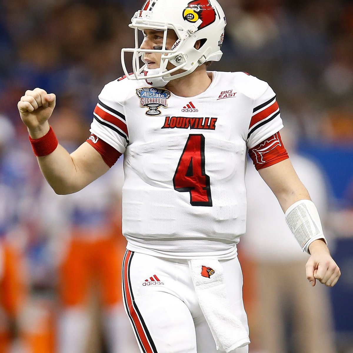 hale_bohler's tweet image. Blessed to receive a PWO offer from the University of Louisville‼️⚪️🔴#GoCards @Coach_Dennison @ULFBRecruiting