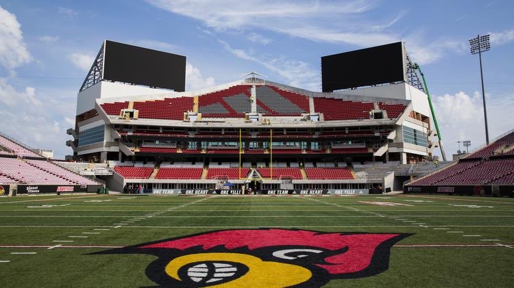 hale_bohler's tweet image. Blessed to receive a PWO offer from the University of Louisville‼️⚪️🔴#GoCards @Coach_Dennison @ULFBRecruiting