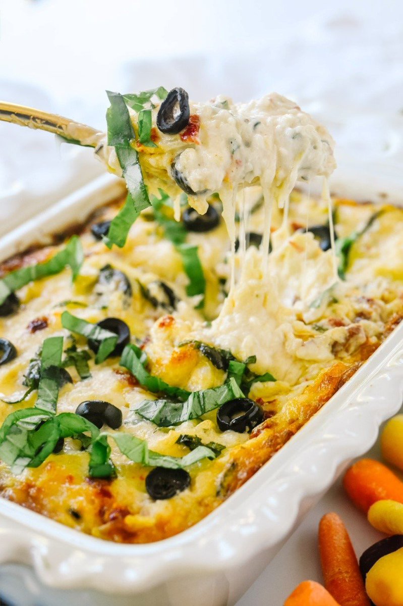 The before and after of Cheesy Artichoke Dip with California Ripe Olives from @YourHomebasedMom 😍 Pass the crostini! calolive.org/recipes/califo…