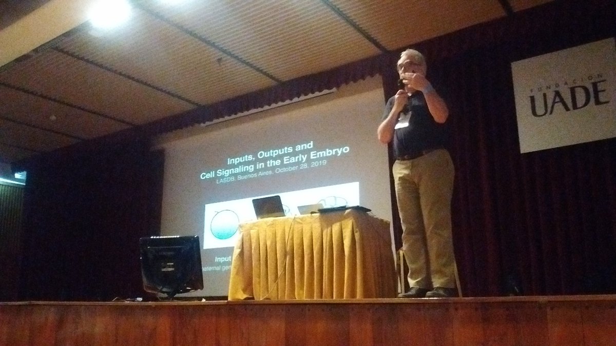 LASDB_DevBiol's tweet photo. A pleasure to have Eric Wieschaus opening #LASDB2019 !!! https://t.co/nYpHTeS9In