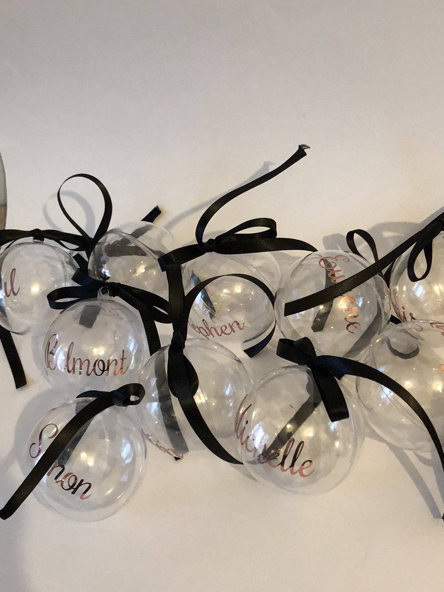 Lots of baubles personalised refillable baubles making their way out bagsoffavours.etsy.com #wnukrt #womaninbiz #Christmas #christmasgifts