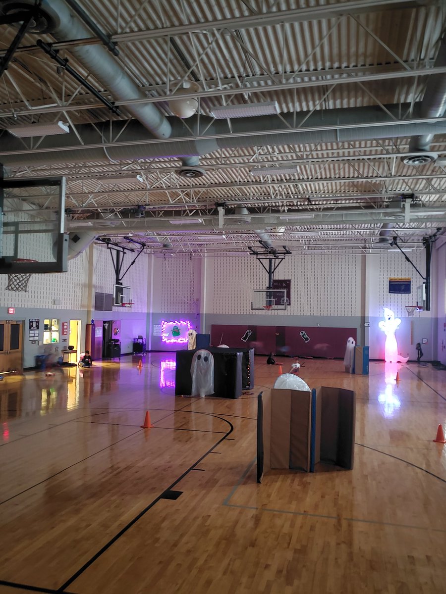 KLeutheCBHPE's tweet photo. Perfect week to learn about our skeletal system and participate in a Haunted Exercise Hunt at MCE this week! #CBHPE #CBMillCreek https://t.co/yABo6WLYwJ
