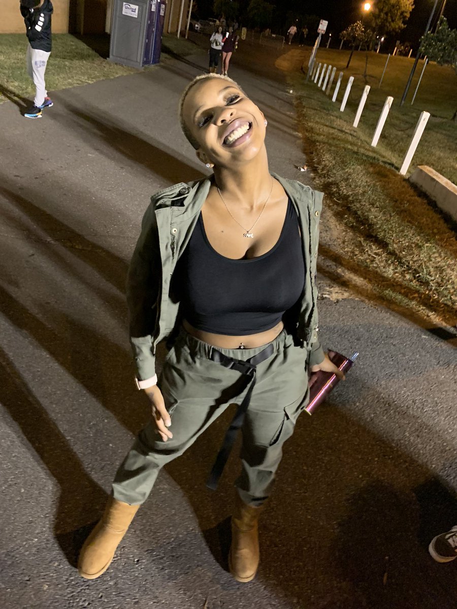 real_sunshineee's tweet photo. I been drunk since this day right here 😂😂😂 #jcsuhc19 https://t.co/57X1qLpB2C