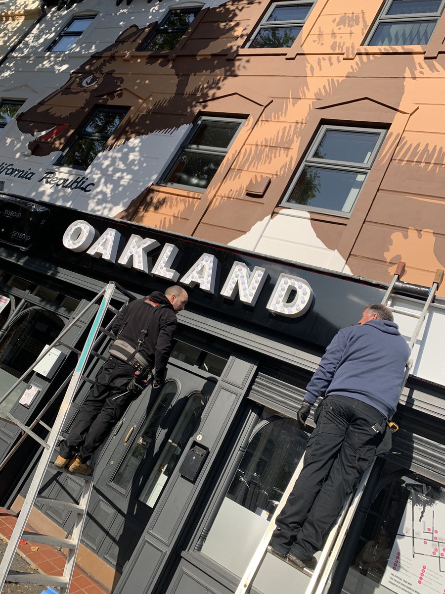 Daniel Davies tweet media