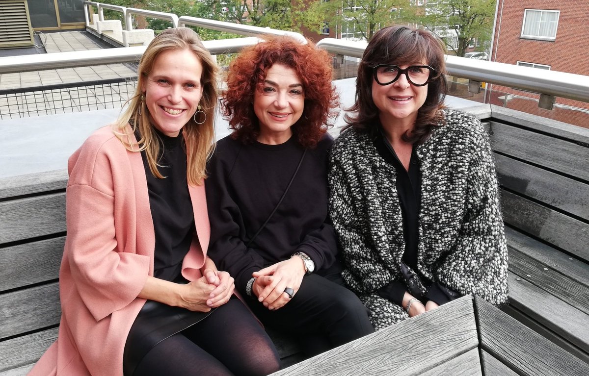 impactmattersnl's tweet image. Delen is het nieuwe vermenigvuldigen, dat is het principe van @Splitagift ! Een platform waarop de ontvanger van een cadeau 'deelt' met een goed doel! Split-a-Gift wil haar concept verder ontwikkelen samen met Nynke, innovation consultant bij @ABNAMRO . #cadeautjesdelen