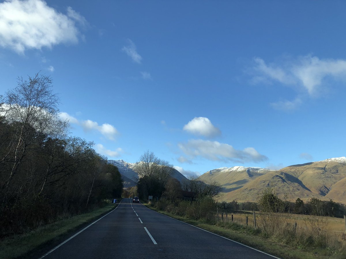CycuuuF1's tweet photo. Jaw dropping place for a run. Oban + Loch Lomond and The Trossachs National Park #Oban #running #breathtaking #scotland #ukrunchat #bieganie #szkocja https://t.co/SuLqJFaJGJ