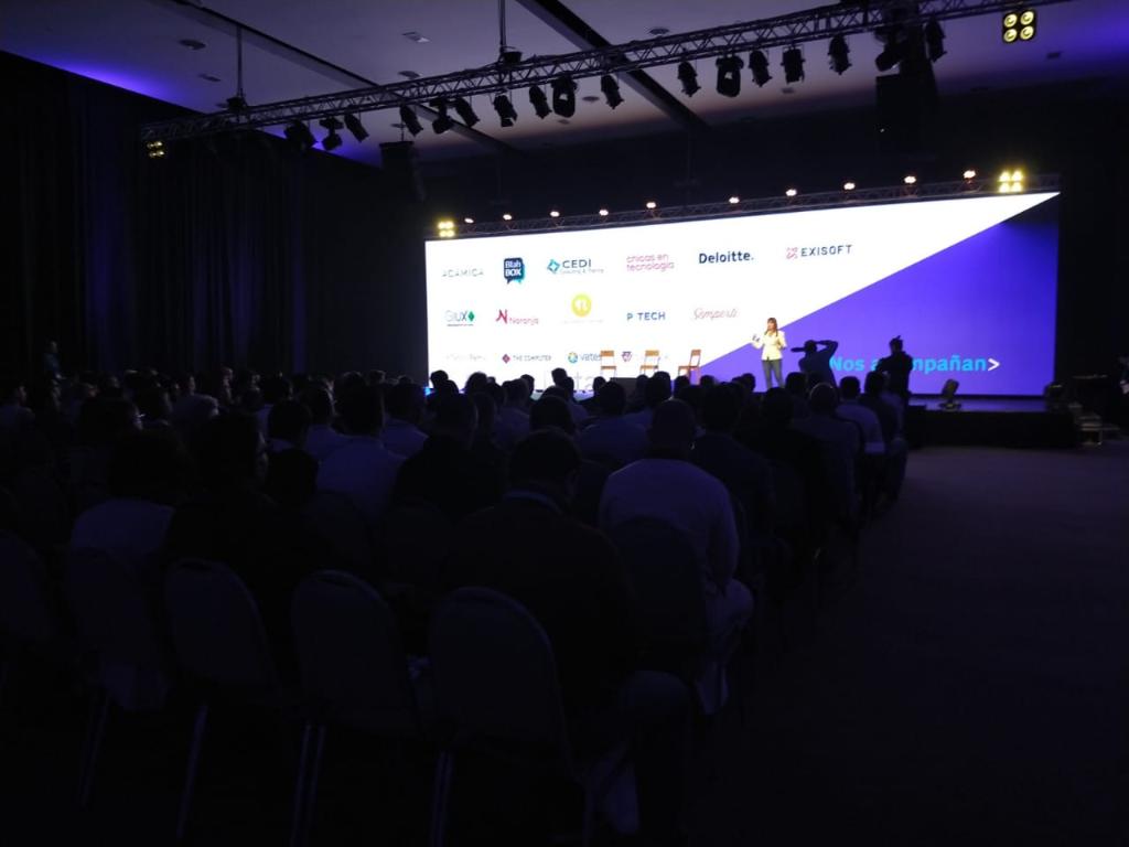 DeloitteARG's tweet photo. El jueves 24 de octubre se realizó el evento Cloud &amp; Data Córdoba.
Facundo Jamardo y Gabriel Tejo de Risk Advisory Deloitte participaron como moderadores del panel “Identidades, accesos e incidentes, como protegernos”?
#ImpactThatMatters
#ibmcloudar https://t.co/spW7WXNw0K