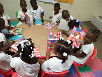tipatipa26's tweet photo. L'éducation est l'arme la plus puissante que vous puissiez utiliser pour changer le monde.  Nelson Mandela.  Éducation intégrale à partir de 45 jours.

La educación es el arma más poderosa que puedes usar para cambiar el mundo.   Educación Integral desde los 45 días de nacidos. https://t.co/kJadnnUUas