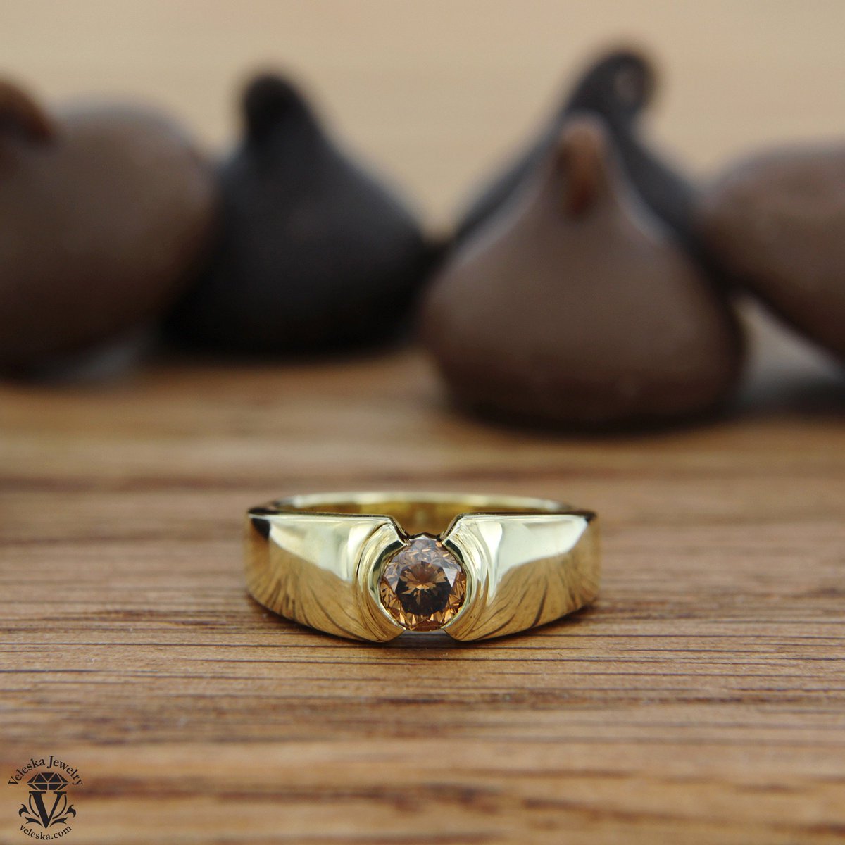 veleska's tweet photo. Happy National Chocolate (Diamond) Day! 😉 https://t.co/MVEkMbEE3a