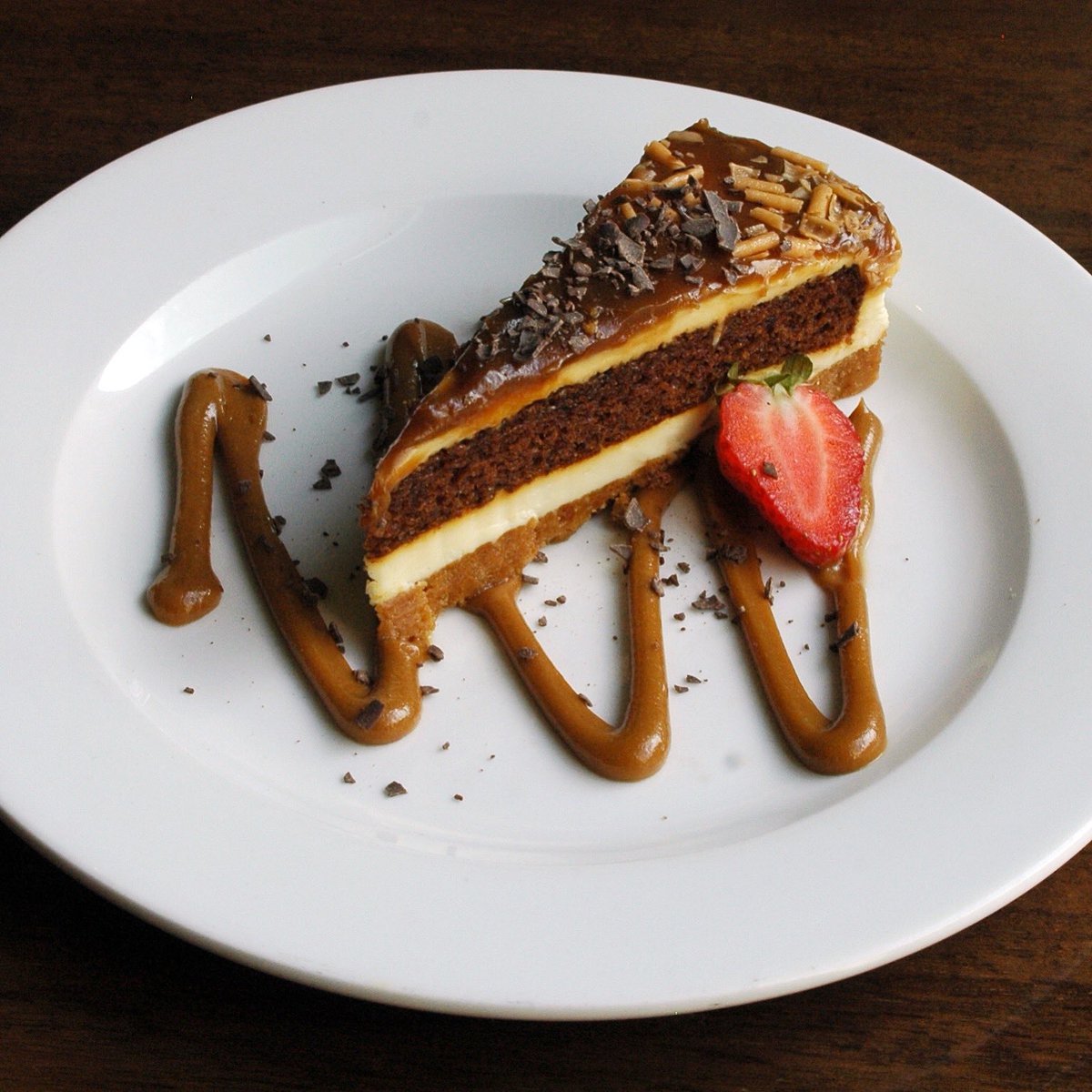 How are you combatting the Monday blues..? We’re doing it with Sticky Toffee Pudding Cheesecake ✌🏻 #mondaymorivation #cheesecake #glasgow #foodie #dessert