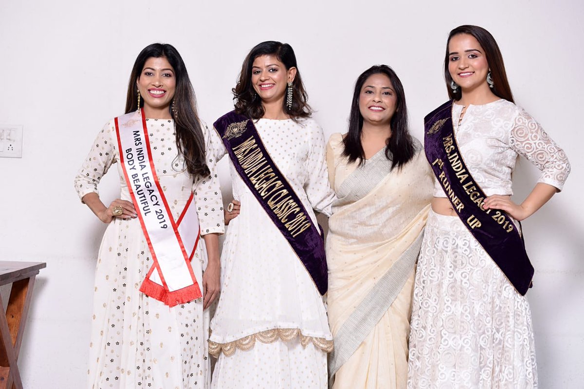 francis_salma's tweet photo. The Elite Tea brand recently conducted its photo shoot for print advertisements.VOWS happily informs that they selected the #Mahiri #brand of clothes for theIr models to wear during the shoot,a brand designed and produced by underprivileged women. https://t.co/q6TmWAv9j4