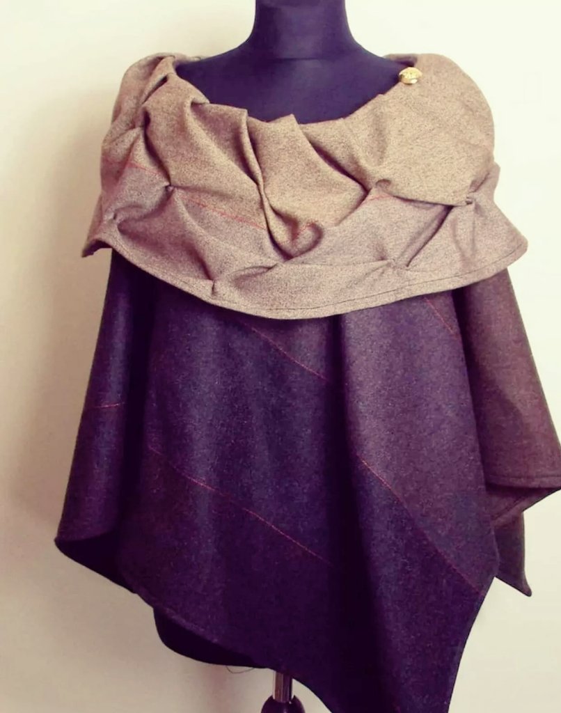 TheYorkDesComp's tweet photo. Beautiful #Handmade winter cape #Tweed #Wool #Yorkshire perfect #christmasgift by #TheYorkshireDesignCompany https://t.co/iwUXahQf7y