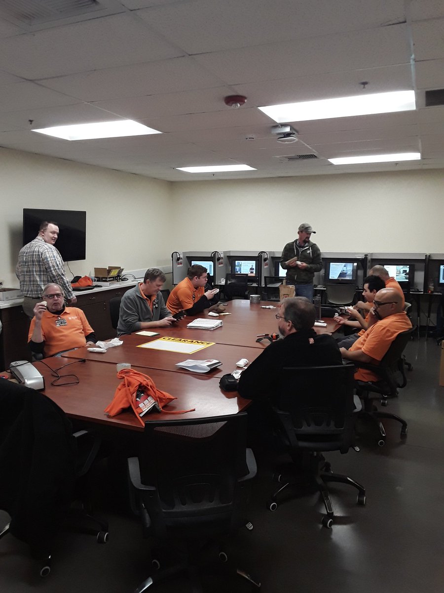 Donald Bauschka (@hd4010met) on Twitter photo DS Alan wasn't here last week for MET partnership week so he surprised the team with breakfast today. @bdesigns03 <a href="/bamanda1214/">Amanda</a> <a href="/knutson2_scott/">Scott Knutson</a> @TalonHD4010 <a href="/tiana_martines/">Tiana MartinesAlcain</a> DS Alan wasn't here last week for MET partnership week so he surprised the team with breakfast today. @bdesigns03 <a href="/bamanda1214/">Amanda</a> <a href="/knutson2_scott/">Scott Knutson</a> @TalonHD4010 <a href="/tiana_martines/">Tiana MartinesAlcain</a>