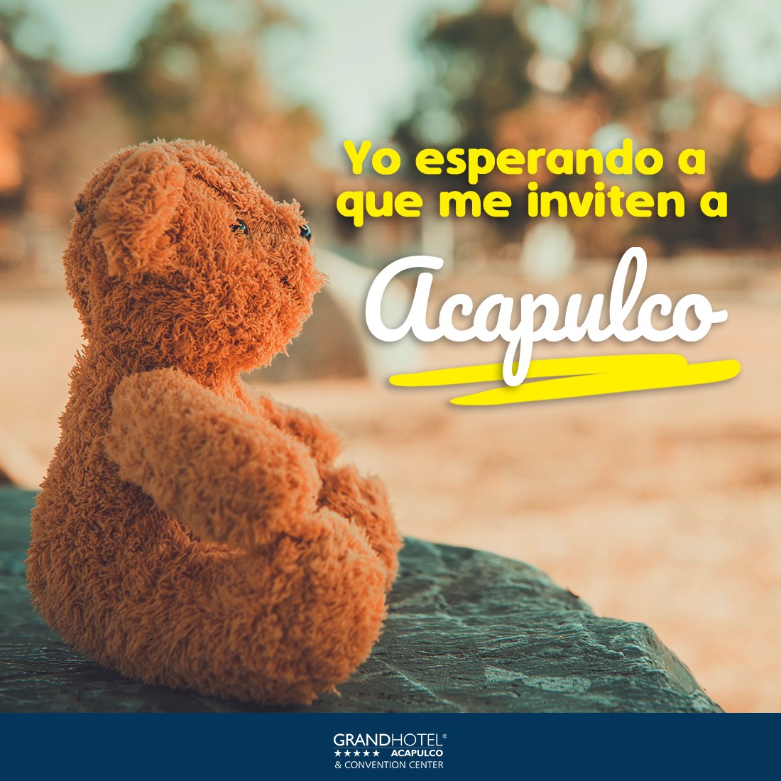 ¡No te quedes esperando a que te inviten! Mejor decídete a vivir una #GrandExperiencia y llámanos para hacer tu reservación: 800 091 2300/ 800 832 1162 #GrandHotelAcapulco