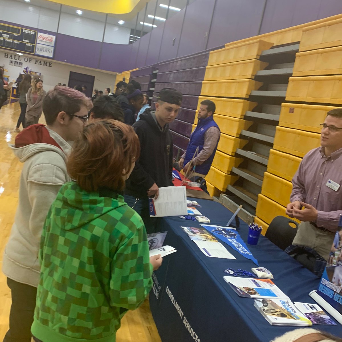PIELouisiana's tweet photo. Many of our Pathways In Education students participated in the Parish Wide College and Career Fair this past Wednesday. #PathwaysPride https://t.co/OOAILTNVkx