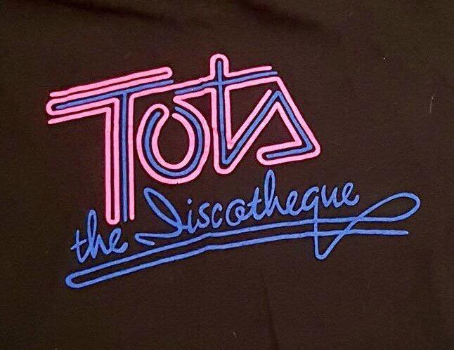 YourSouthend's tweet photo. TALK nightclub, formerly TOTS, is closing its doors for good after over 40 years of being an icon of Southend's nighttime economy.

TALK nightclub was previously known as Talk Of The South, TOTS and TOTS 2000. 

The nightclub’s last event will be on New Years Eve. https://t.co/nZwDcQTeV9