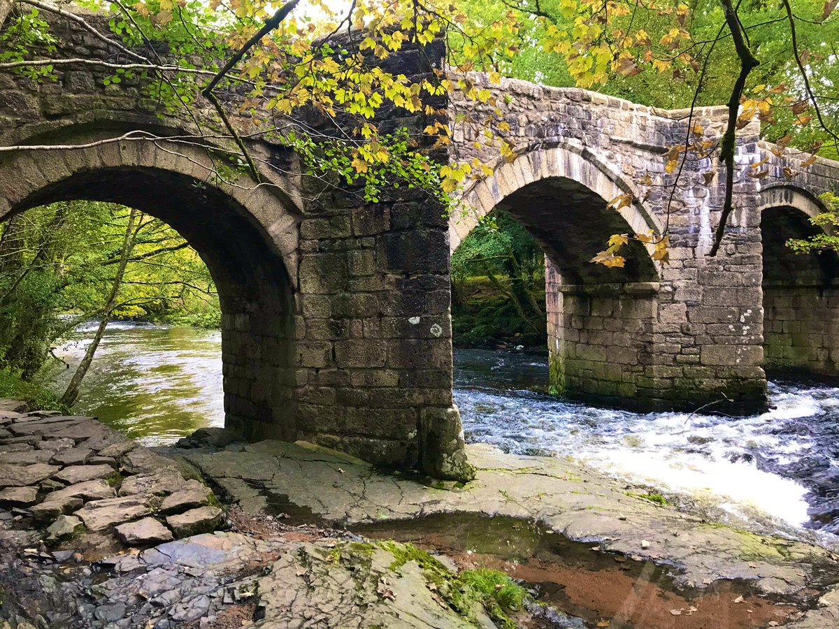 TeamJW_'s tweet photo. White Water Safety and Rescue course in Dartmoor Day 1🛶🍏 #TeamJW https://t.co/sfChNT0hYT