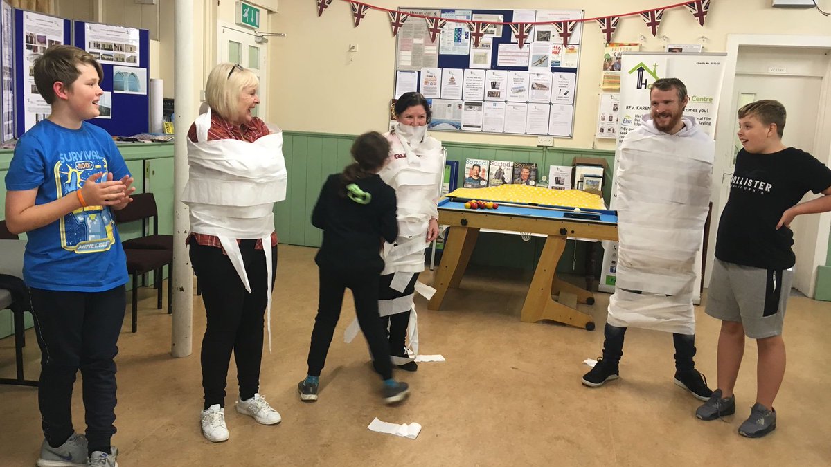 limitlesshcc's tweet photo. Best Mummy Competition 🎃

Tonight's challenge was who could create the best Mummy using toilet roll in one minute. 

Let us know who you think won.

#LimitlessHayling #LimitlessFam #Hayling #Youth #Pumpkin #Mummy https://t.co/7JwWzkIWhv
