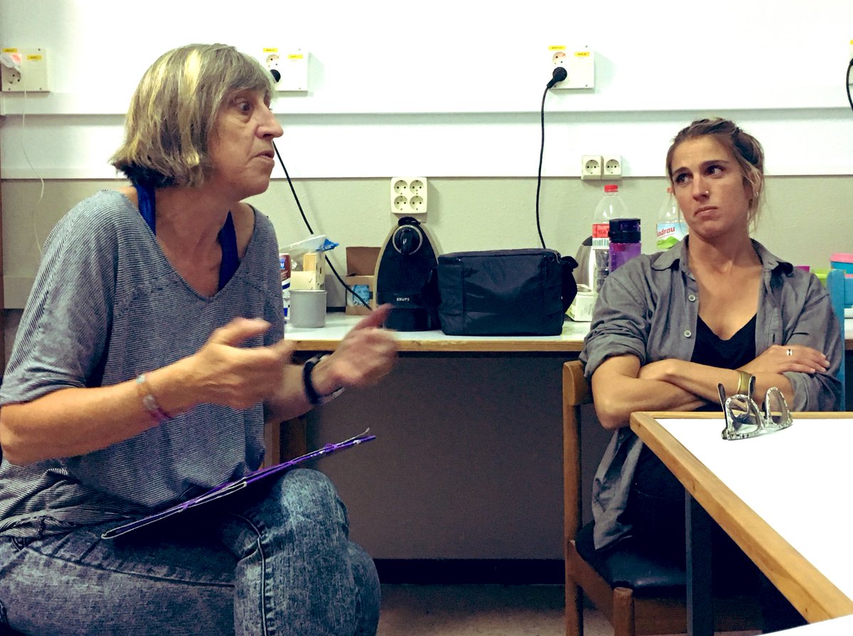 inscanoriac's tweet photo. Conversa imprescindible entre docents de l’@inscanoriac i professionals com la Rosa i l’Alba. “Acompanyament i respecte a la diversitat amb totes les seves peculiaritats”. Gràcies a les companyes d’altres centres que han volgut passar la tarda amb nosaltres. #casavostra https://t.co/st5HbyFgGa