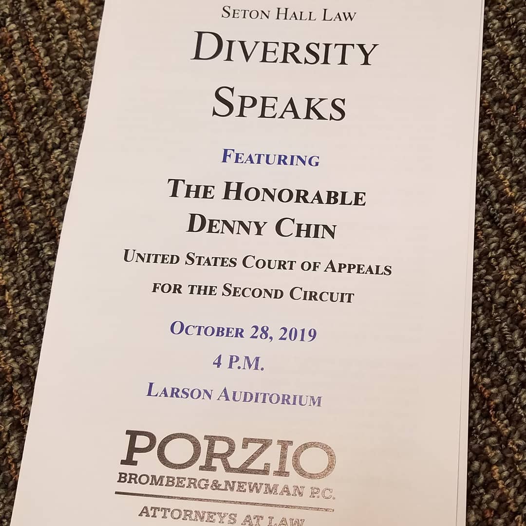 SetonHallLaw's tweet photo. Today, #SetonHallLaw welcomed The Honorable Denny Chin from the U.S. Court of Appeals for the Second Circuit for Diversity Speaks sponsored by @PorzioLaw. He spoke on music &amp; movies cases to violence, copywrite, &amp; trademark cases, to bobbleheads, and his family history! https://t.co/KGz64mtKtS