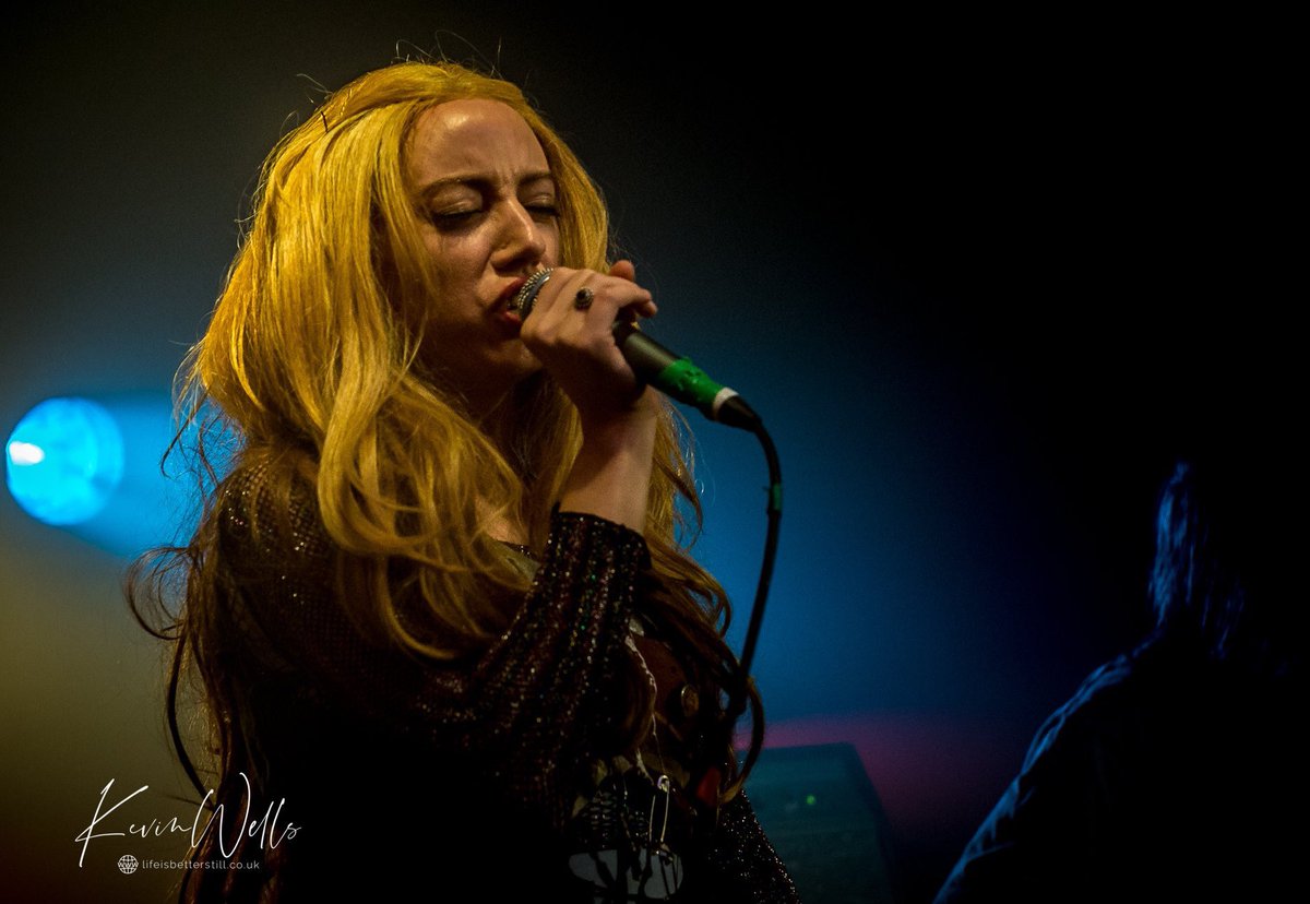 BigwhopperKevin's tweet photo. Healthy Junkies at HRH Punk Chapter 1 in Sheffield @O2AcademySheff @AMGPressOffice @HealthyJunkies @HrhPunk #o2academysheffield #livemusic #livemusicphotography #hrh #hrhpunk #Sheffieldissuper #Sheffield https://t.co/Idb60YdWNz
