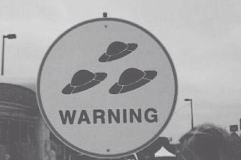 [✰] Star Wars Fandom

[✰] Crossover Friendly  

[✰] Evil Batty

[✰] Extreme Trigger Warning   

[✰] ↺ and ♡