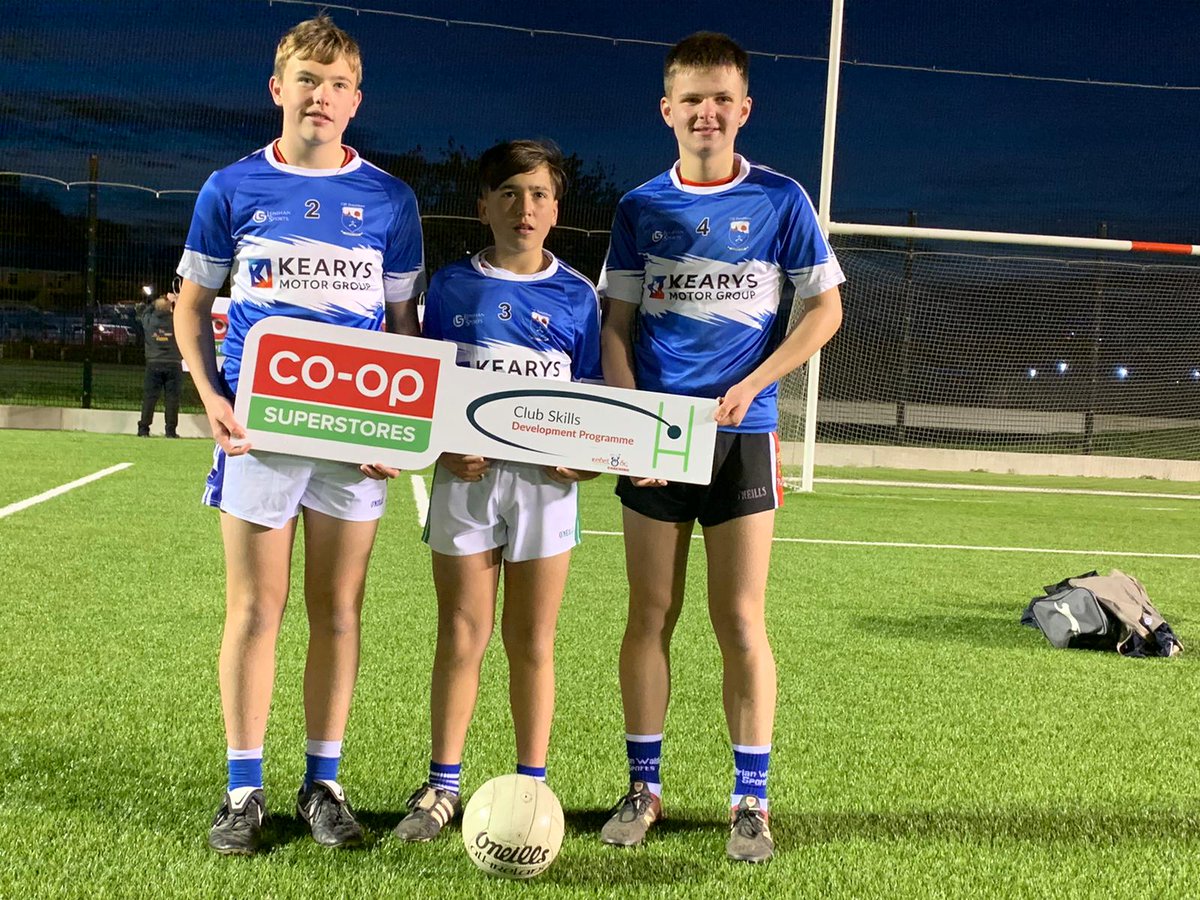 Well done to @CrokeRovers u12 boys and @KdyGAA u14 boys on winning the @OfficialCorkGAA @DairygoldCo_Op kicking skills competition today @PaircUiChaoimh1. @AvondhuGAA @DuhallowGAA @CorkGAAChair @BigRedBench @northcorkSciath