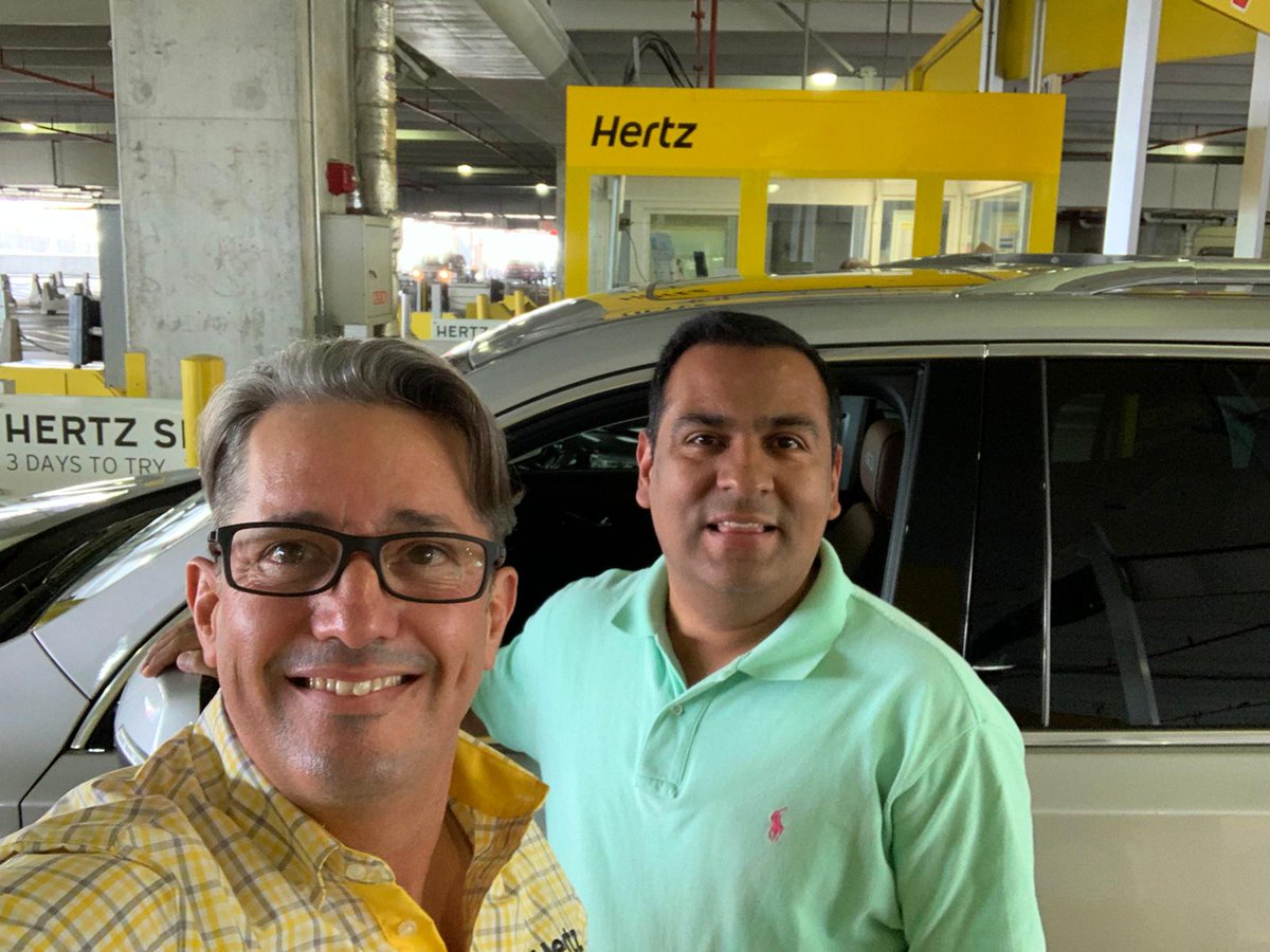 ashleysanc's tweet photo. Best Services in Miami Airport, nice SUV in Gold Choice. Thank you. @Hertz
#1Hertz #GoldPlusRewards #FiveStar https://t.co/YfQHxV3hhK