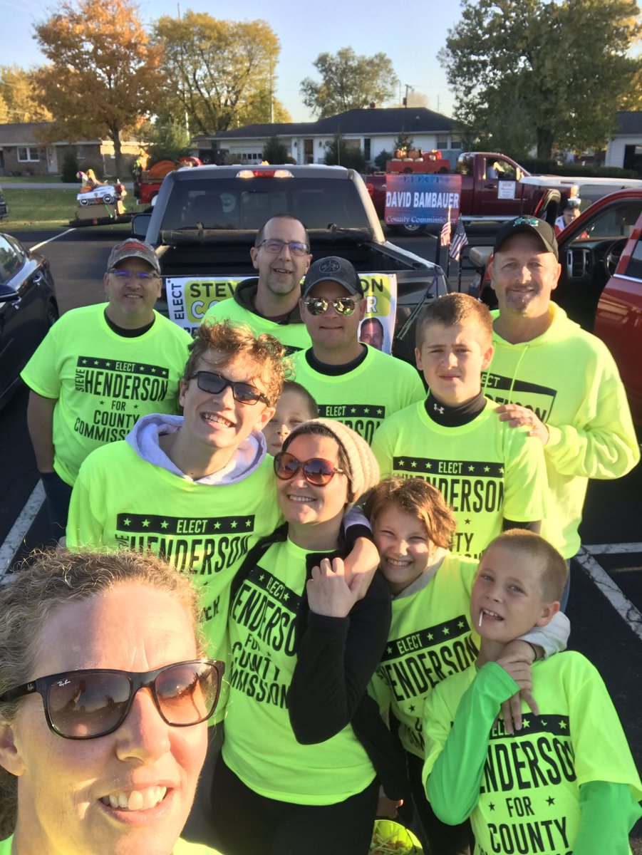 JanetMundayRN's tweet photo. The gang is all here to support @Henderson4ACC #Henderson4ACC https://t.co/sFe6kbcvsH