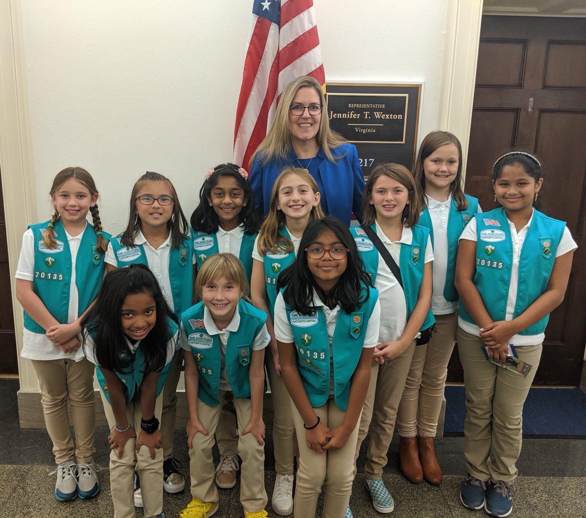 RepWexton's tweet photo. Thank you to @girlscouts Troop 70135 for stopping by my Capitol Hill office this afternoon!
When asked, I had to admit that I didn't have the power to let them chew gum at school, but I'm glad to see these young women already advocating for the issues that matter to them. ๐๐ฌ https://t.co/qB5SlAzuRH