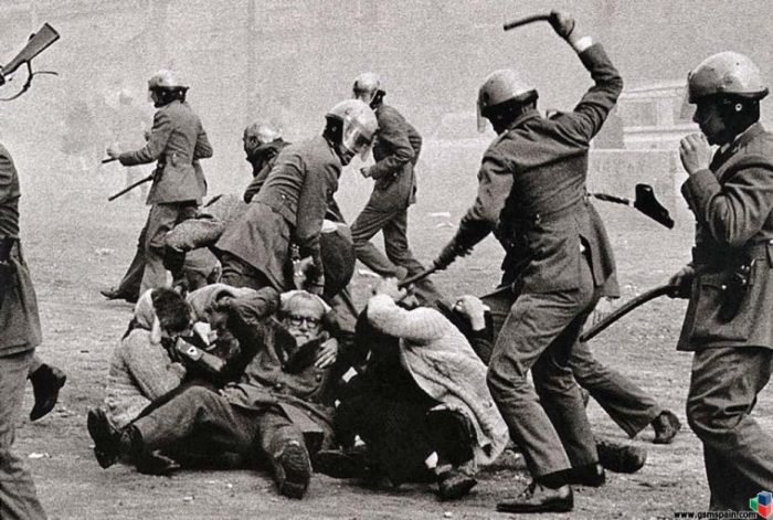 PepPc's tweet image. #SpainSitAndTalk Catalans are second-class citizens for P. Sanchez. We are not worthy to be Spanish, but we haver the dignity for being Catalan.

Els catalans son ciutadans de segona clase per P. Sánchez. No som dignes de ser españoles, pero tenim la dignidad de ser catalans