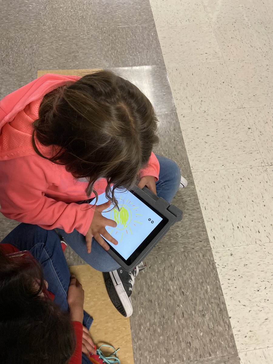SashaLBeavers's tweet photo. We loved seeing Ss @SaginawElem in @EMISD engaged and collaborating in a hybrid digital/physical breakout today. They got to try so many cool things! @breakoutEDU @msonenote #codeemoji @Flipgrid @BobEikenberry @emsisdits #SES301 #EMSproud #theEMSdifference https://t.co/q8vSKyGBYF