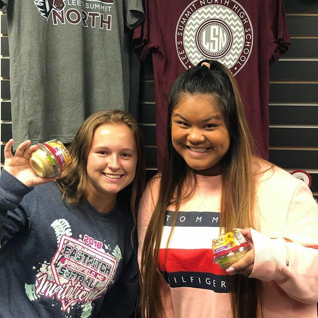 LSNstore's tweet image. Hummus is buy one get one free for a limited time!🚨🍴 ift.tt/2o94v1q