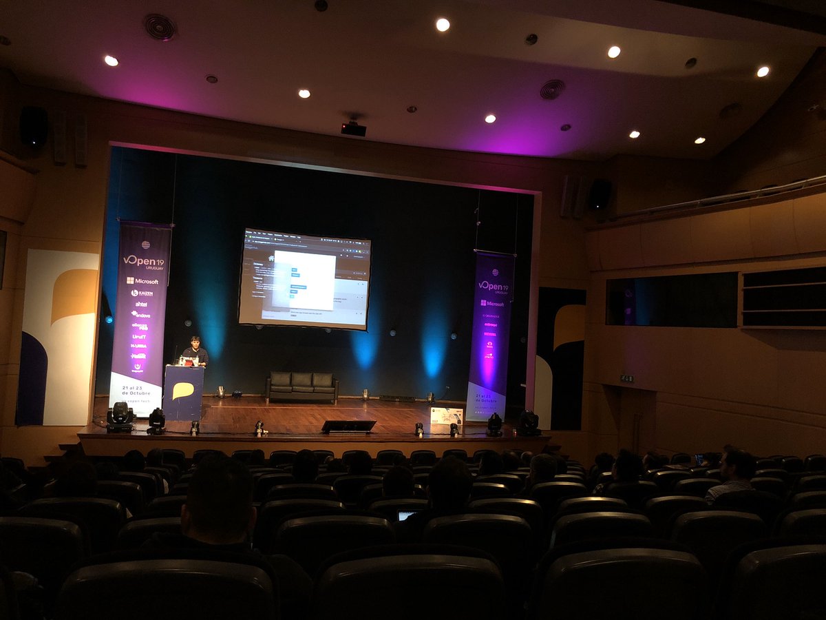 erickwendel_'s tweet image. @nanovazquez87 from @MuleSoft talking about Design-first APIs with OpenAPI spec @vopentech uy 🇺🇾
Super interesting talk and he's a showman! Ah ha congrats buddy 🎉
#vopentech