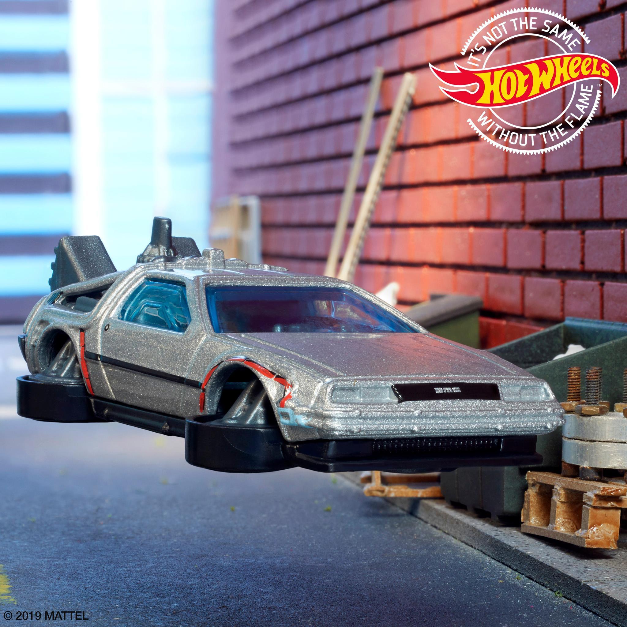 hot wheels delorean 2019