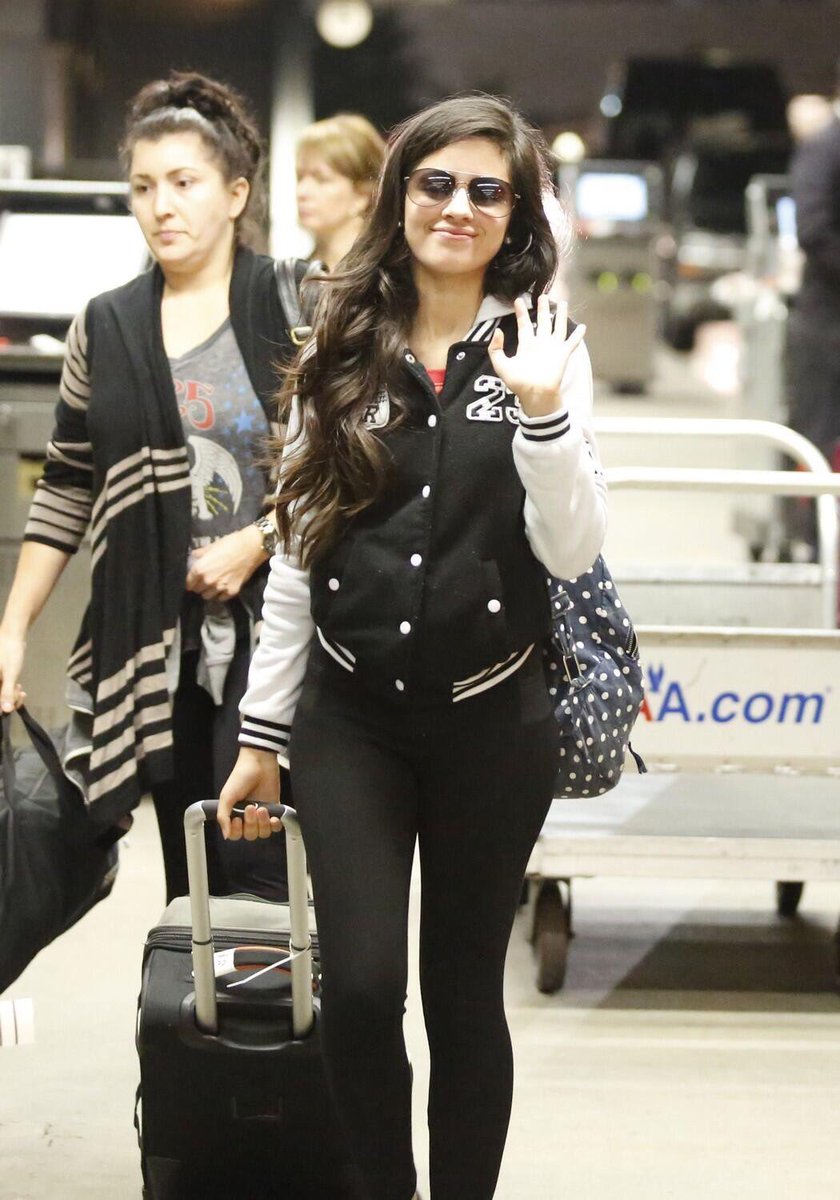 kccthrowbacks2's tweet photo. October 21st, 2013 - Camila at LAX https://t.co/RCLEcgSXDz