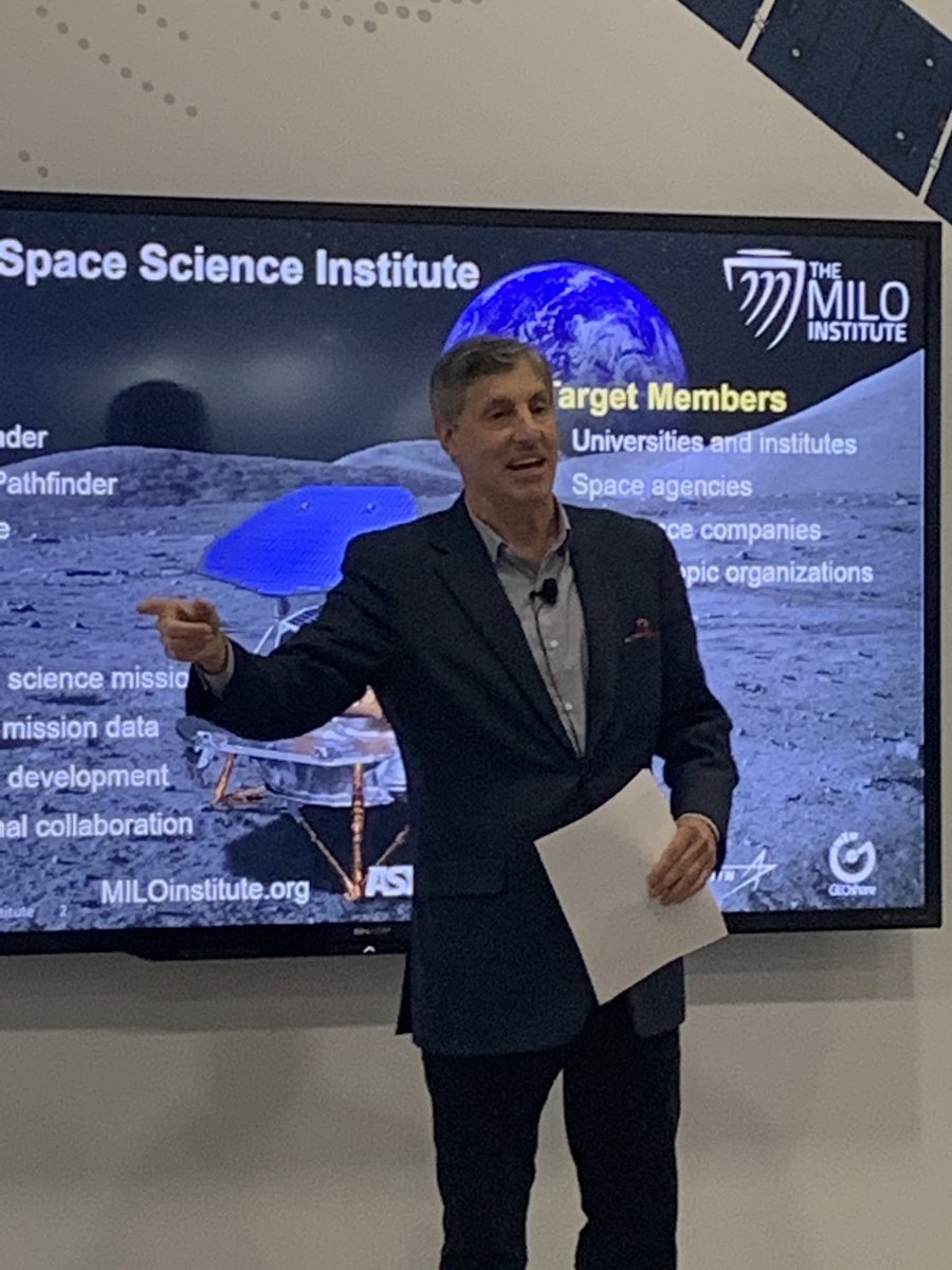 asunewspace's tweet photo. ⁦@MILOInstitute⁩ ⁦@lonlevin⁩ “we do compelling space science”
With ⁦@Jim_Bell⁩  today at the ⁦@LockheedMartin⁩ #IAC2019 https://t.co/cpsMU9LG5y