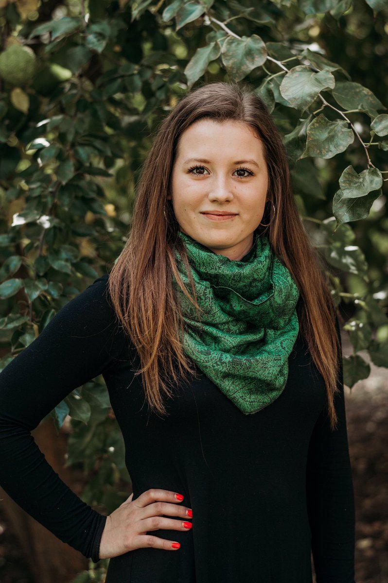 MEET THE CLEFS! Meet one of our altos, Kinga! Last year Kinga went on vacation to Ireland, she is a HUGE Sara Bareilles fan, and her favorite cuisine is Polish food! Come meet Kinga and all the other Clefs at our concert November 1 at 7:30 in the Bone Student Center Circus room!