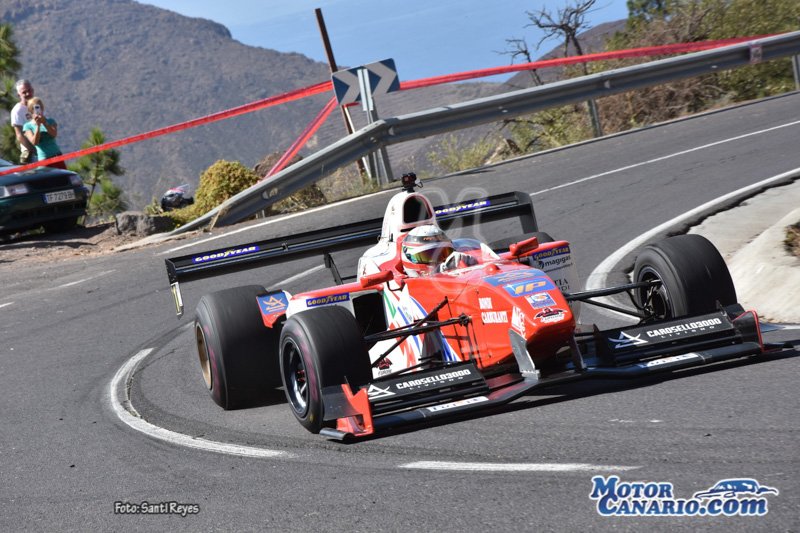motorcanario's tweet photo. Galería de fotos de la #SubidaArona 2019 (Parte 1) #Tenerife https://t.co/ACvL21vsNZ https://t.co/1im3Ej0Nde