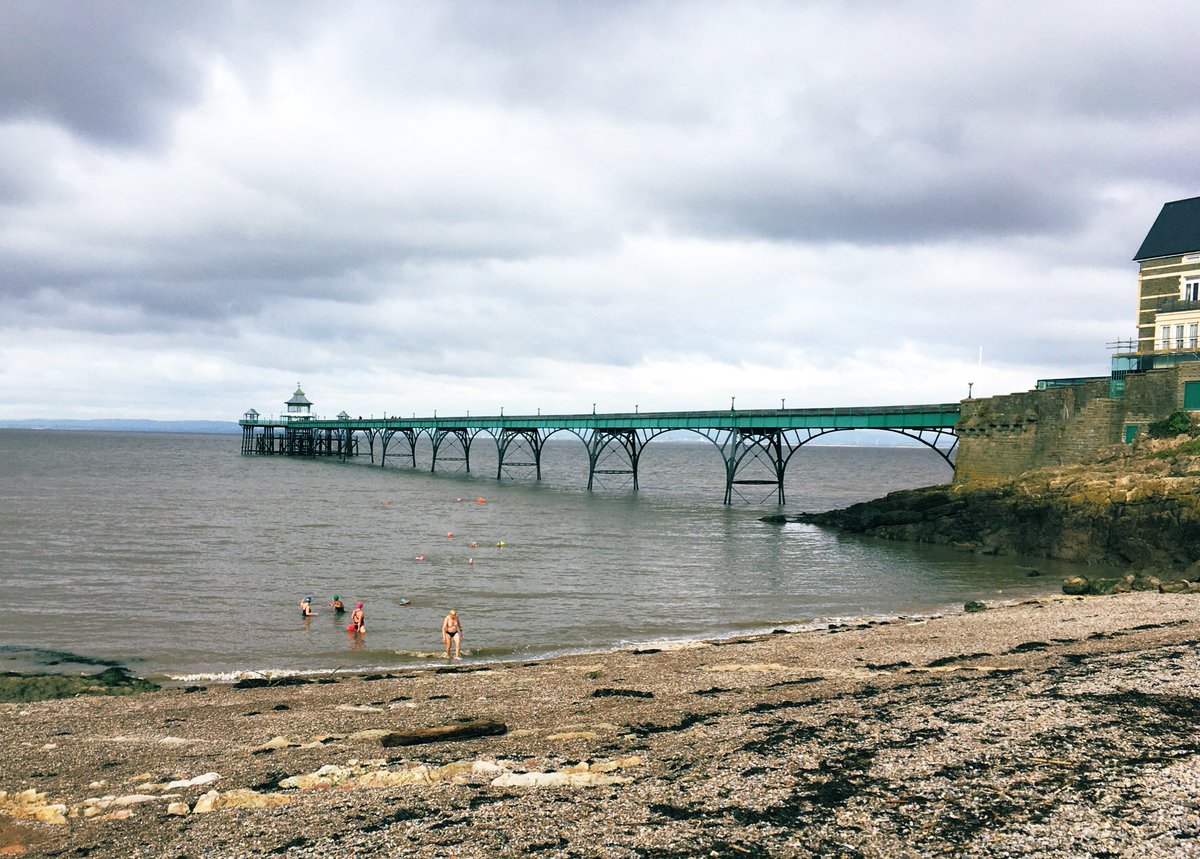 Mari_Williams's tweet photo. Joined @NickyOrr to swim on the English side of the Severn in #Clivedon opposite #Newport and unexpectedly stumbled upon swimmers who dip daily at high tide @MarlensClevedon #sharingtheswimminglove #swimming #openwater #halfterm https://t.co/d3n2RUwU0J