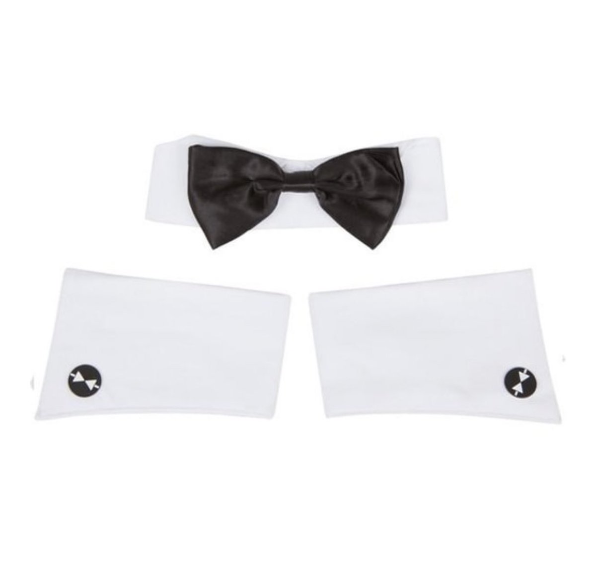 Chippendales's tweet photo. Forget tricks. We're all about that treat life at #Chippendales! Know someone still looking for a #Halloween costume? 🎃 Take 15% OFF official Cuffs & Collar sets using code HALLOWEEN! https://t.co/amg2yUdrwr
#halloweencostume #costume #sexycostume #costumesforguys https://t.co/LgW9eP7dUg