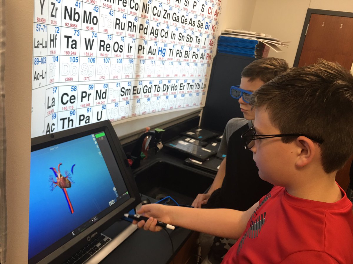MitchScience's tweet photo. Augmented and virtual reality day!@VossMiddle @sangdahl_wendy https://t.co/0XcdNgwPcu