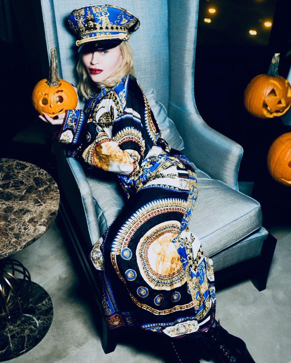 Madonna's tweet photo. Halloween came early for Madame ❌................... #chicago #madamex #halloween #estere #stella #mercy @versace https://t.co/ZpICZhkqoq