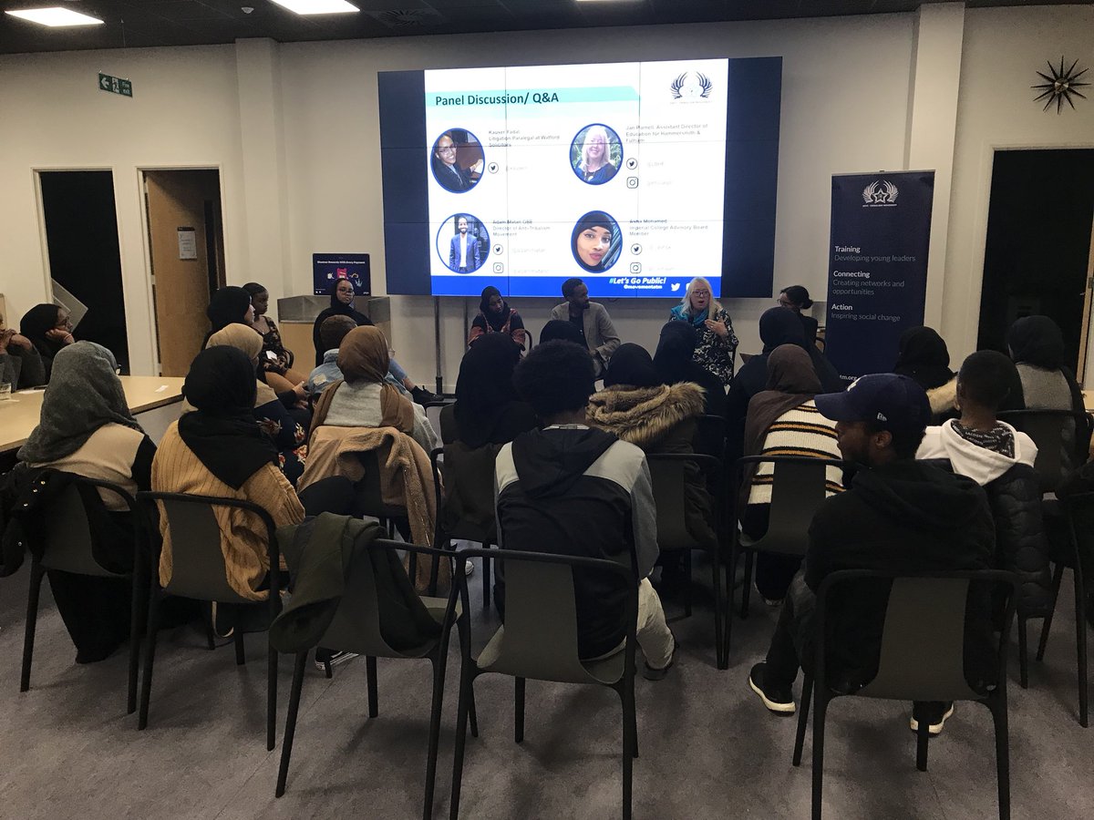 InventionRooms's tweet photo. #letsgopublic @movementatm event this evening @InventionRooms with local young people discussing and exploring how to overcome barriers in health, education and employment for BME youth https://t.co/56Uy1yLPVk