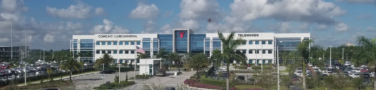 JessicaModkins's tweet image. The @ColorCommntwk Miami Chapter went behind the scenes at @Telemundo. @Ruckash SVP of HR says her mantra is to know your business and be the exception. Know enough to be dangerous but not competitive at someone else&apos;s expense. Wonderful advice for the ladies. 
#ColorCommMIA