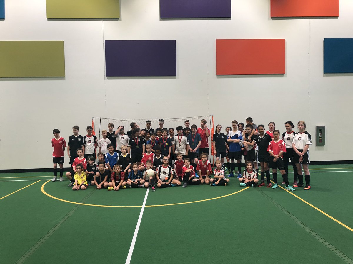 ChestermereFC's tweet photo. Pre-season showcase tourney was an outstanding event with over 60 players from CUFC and Strathmore participating. All ages U10 to U17 and genders mixed together with no refs or coaches. Congrats to all that played  and to the Showcase winners who were Barca Juniors. https://t.co/sZQOze9FNv
